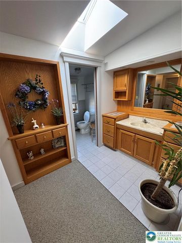 221 East Patterson Street East, Lansford Boro, PA 18232