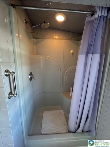 221 East Patterson Street East, Lansford Boro, PA 18232