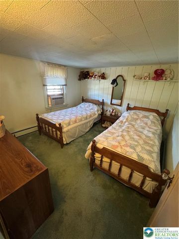 221 East Patterson Street East, Lansford Boro, PA 18232