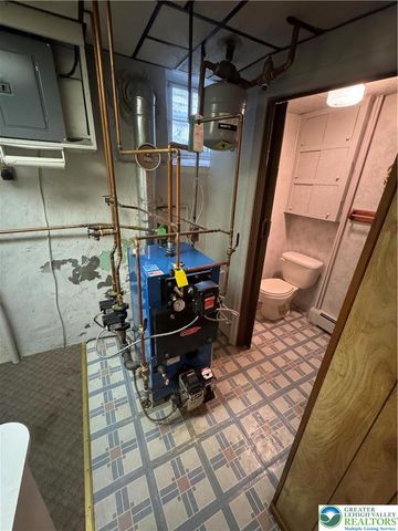 221 East Patterson Street East, Lansford Boro, PA 18232