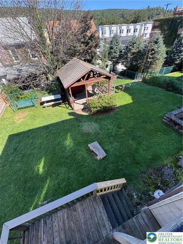 221 East Patterson Street East, Lansford Boro, PA 18232