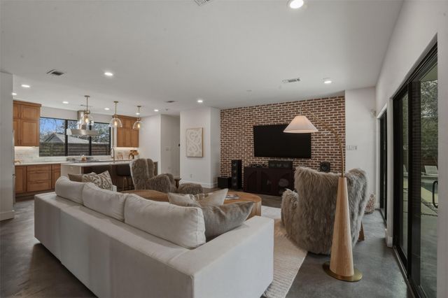 3938 Lively Lane, Dallas, TX 75220