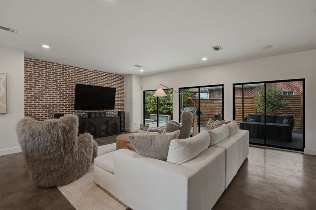 3938 Lively Lane, Dallas, TX 75220