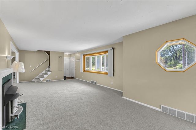 6489 Solon Boulevard, Solon, OH 44139