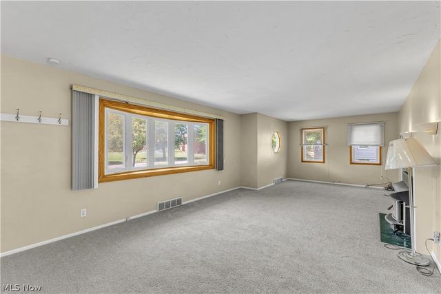 6489 Solon Boulevard, Solon, OH 44139