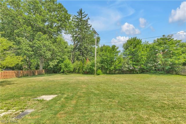 6489 Solon Boulevard, Solon, OH 44139