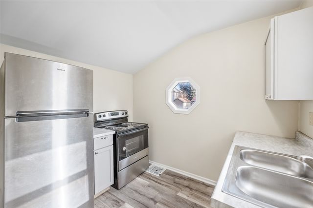 3311 2nd Avenue, Des Moines, IA 50313