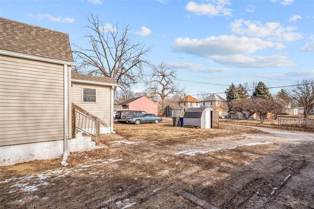 3311 2nd Avenue, Des Moines, IA 50313