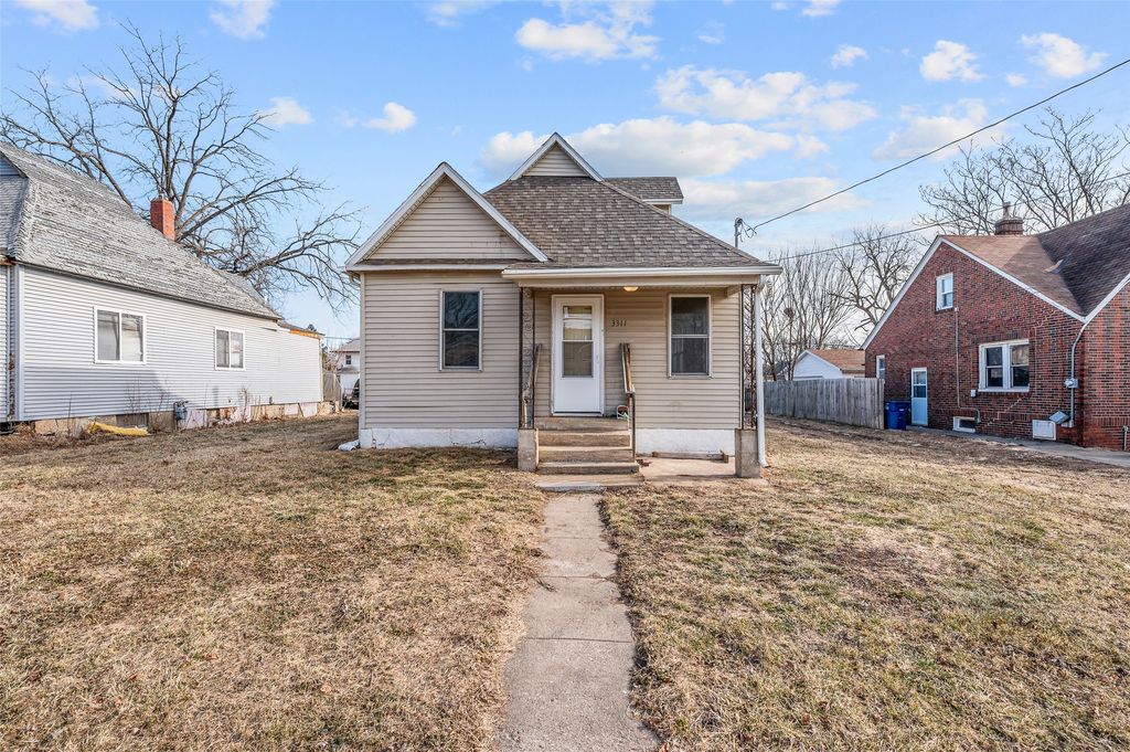 3311 2nd Avenue, Des Moines, IA 50313