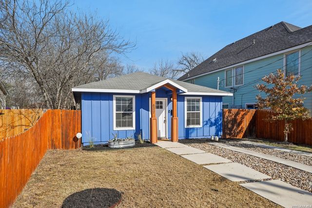 627 Blaine, San Antonio, TX 78202