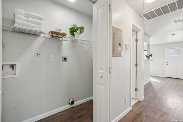 627 Blaine, San Antonio, TX 78202