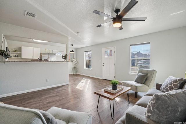 627 Blaine, San Antonio, TX 78202