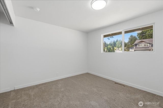 11407 Farwest Drive SW, Lakewood, WA 98498