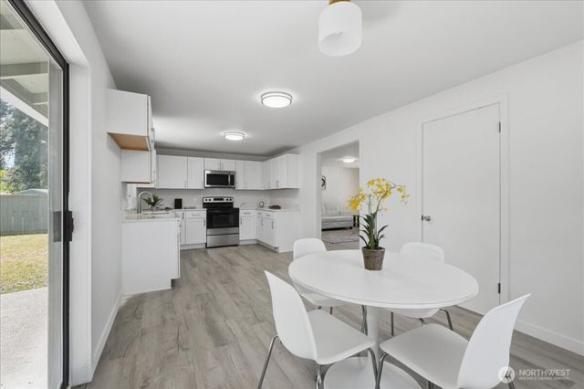 11407 Farwest Drive SW, Lakewood, WA 98498