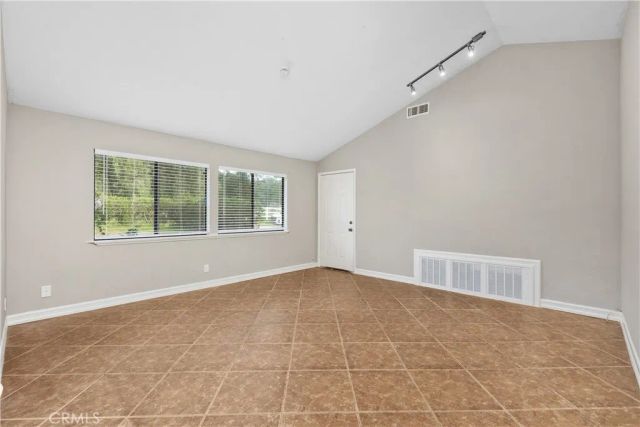 18434 Ramona View Drive, Ramona, CA 92065