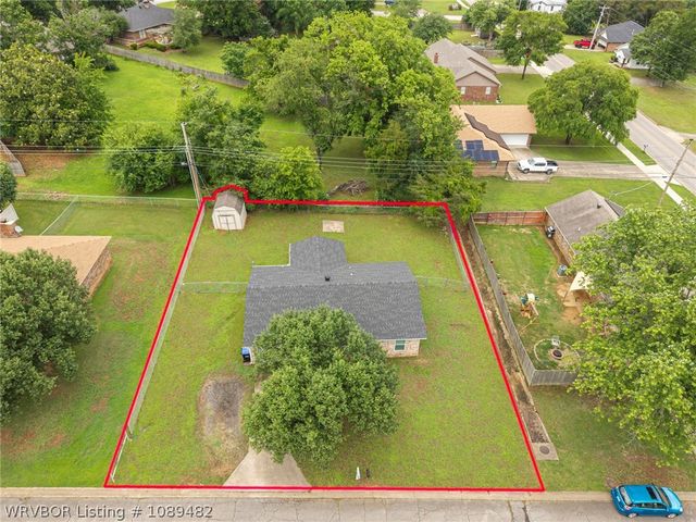 1214 Northwoods Drive, Alma, AR 72921