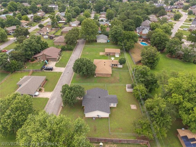 1214 Northwoods Drive, Alma, AR 72921