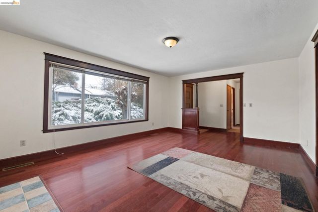 20440 W Walnut Dr, Sonora, CA 95370