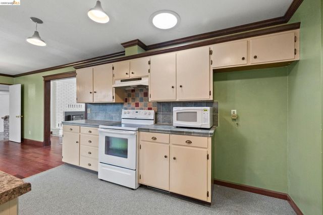 20440 W Walnut Dr, Sonora, CA 95370