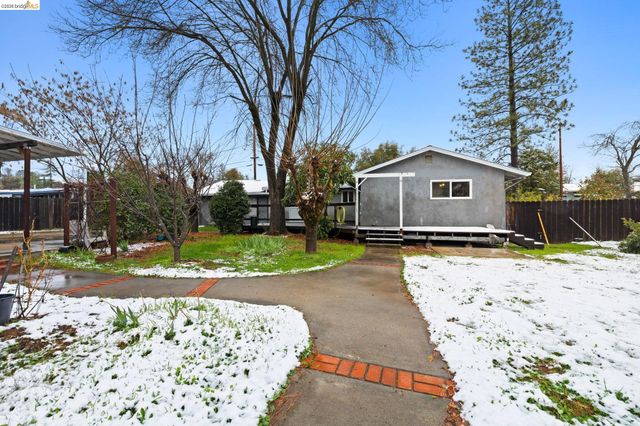 20440 W Walnut Dr, Sonora, CA 95370