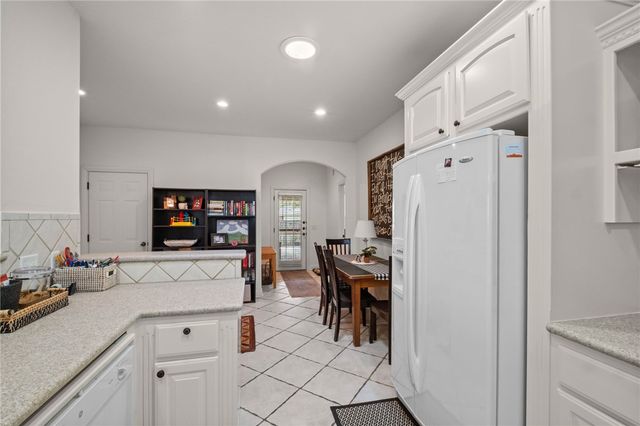 5702 W Stoney Creek Drive, Rogers, AR 72758