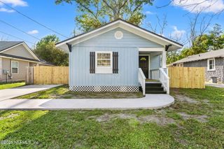 750 SARANAC Street, Jacksonville, FL 32254
