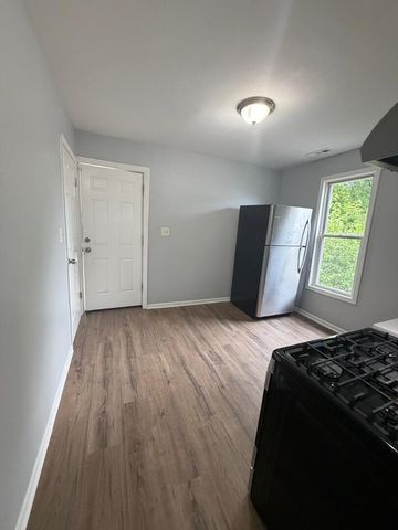 6739 S Laflin Street 2, Chicago, IL 60636