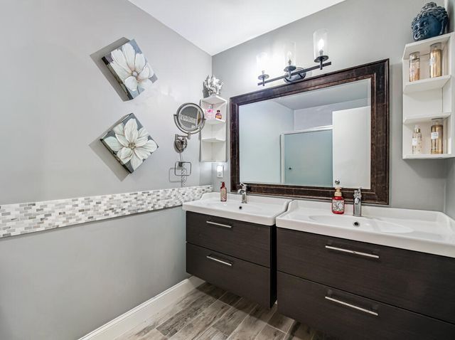 8888 Thumbwood Circle Apt B, Boynton Beach, FL 33436