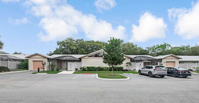 8888 Thumbwood Circle Apt B, Boynton Beach, FL 33436