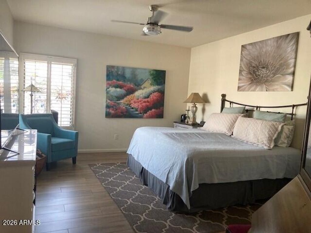 Image 16 of property listing at 8100 E CAMELBACK Road 94, Scottsdale, AZ 85251