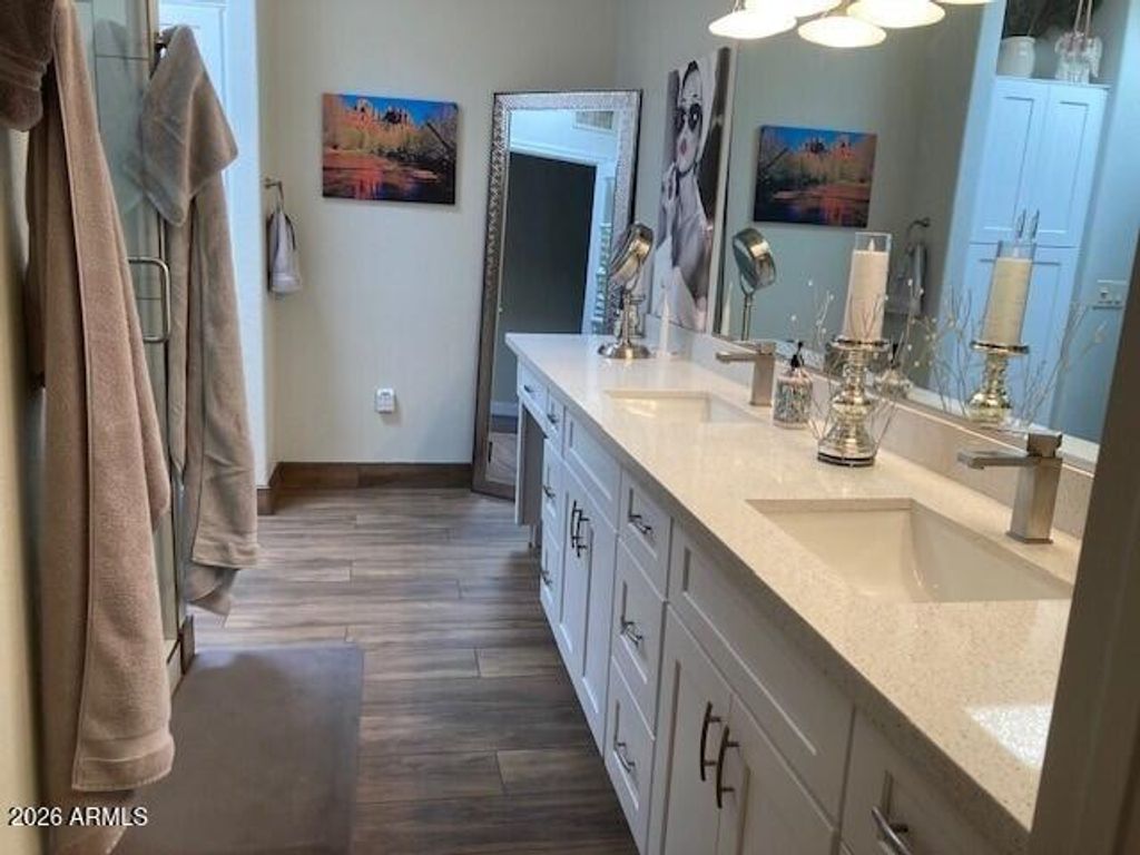 Image 18 of property listing at 8100 E CAMELBACK Road 94, Scottsdale, AZ 85251