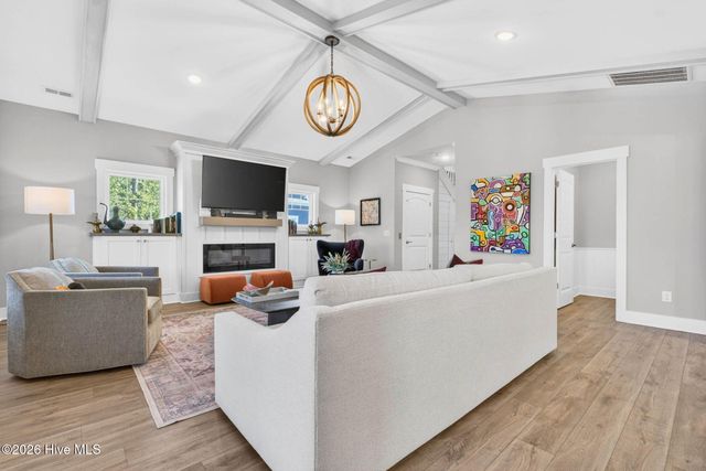 614 Marsh Grass Court, Southport, NC 28461