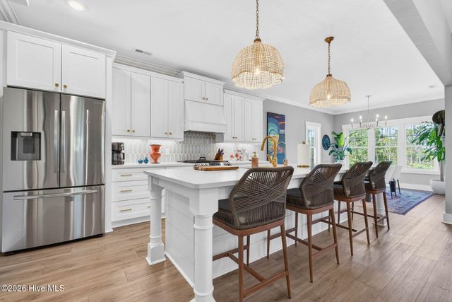 614 Marsh Grass Court, Southport, NC 28461