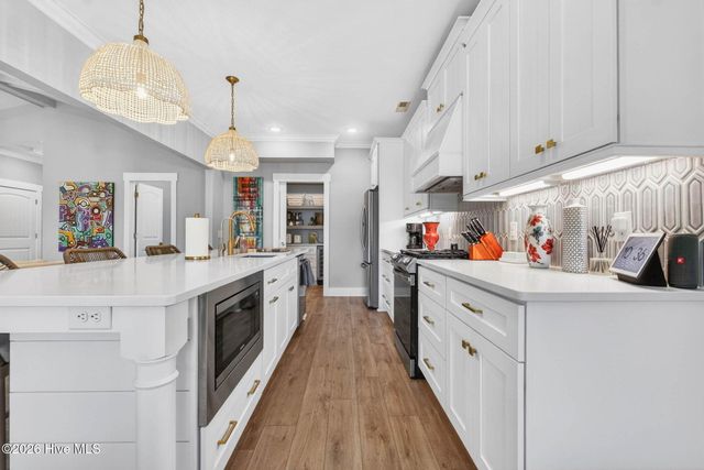 614 Marsh Grass Court, Southport, NC 28461