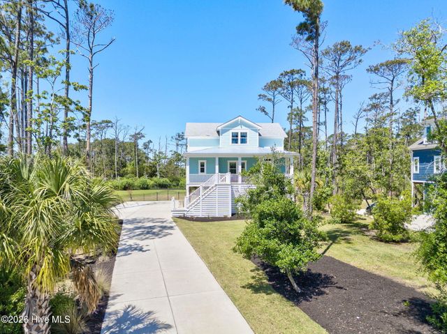 614 Marsh Grass Court, Southport, NC 28461
