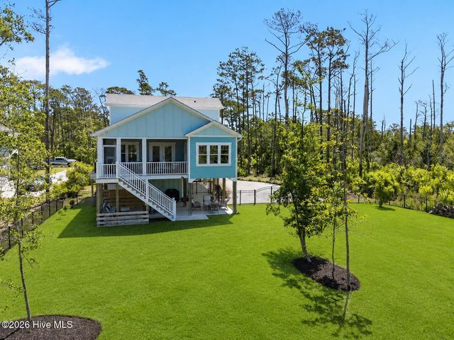 614 Marsh Grass Court, Southport, NC 28461