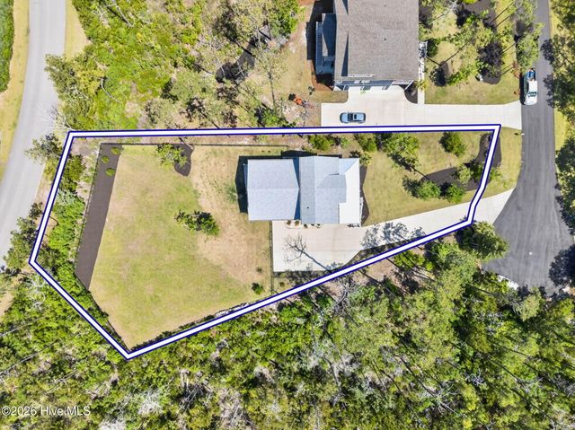 614 Marsh Grass Court, Southport, NC 28461