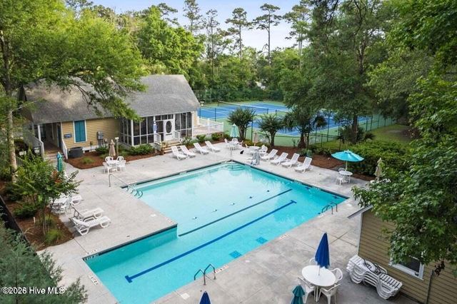 614 Marsh Grass Court, Southport, NC 28461