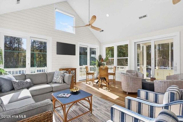 614 Marsh Grass Court, Southport, NC 28461