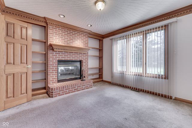 165 Meadowview Lane, Greenwood, IN 46142