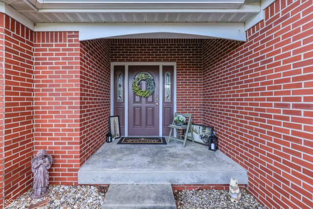 165 Meadowview Lane, Greenwood, IN 46142