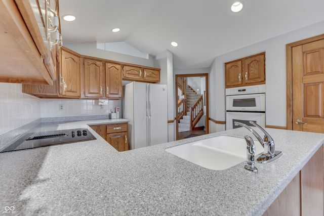 165 Meadowview Lane, Greenwood, IN 46142