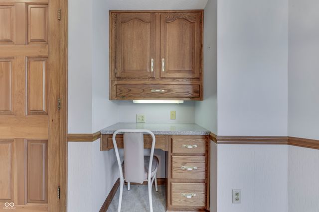 165 Meadowview Lane, Greenwood, IN 46142