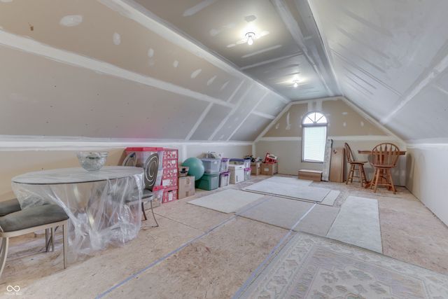 165 Meadowview Lane, Greenwood, IN 46142