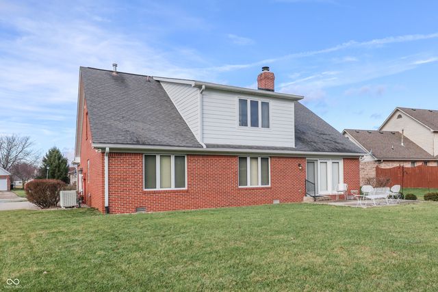 165 Meadowview Lane, Greenwood, IN 46142