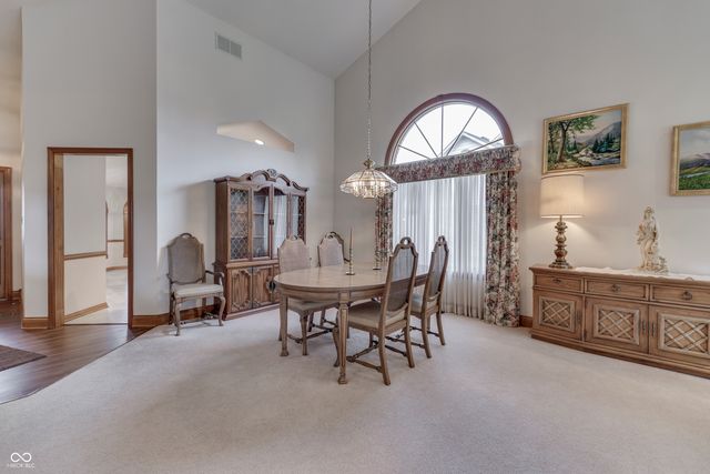 165 Meadowview Lane, Greenwood, IN 46142