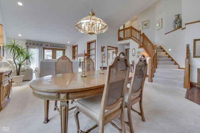 165 Meadowview Lane, Greenwood, IN 46142