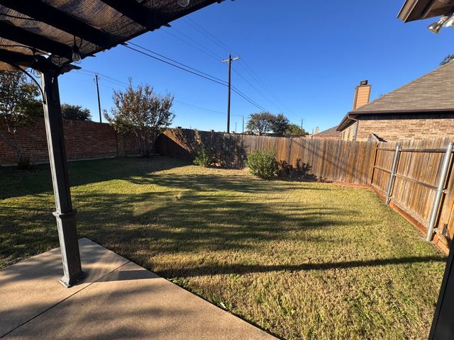 129 Sierra Drive, Waxahachie, TX 75167