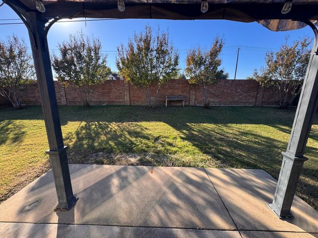 129 Sierra Drive, Waxahachie, TX 75167