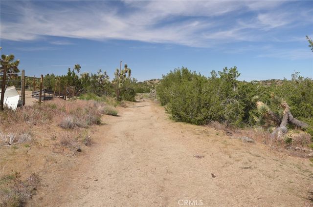 0 Longview x Old Homestead, Juniper Hills, CA 93553